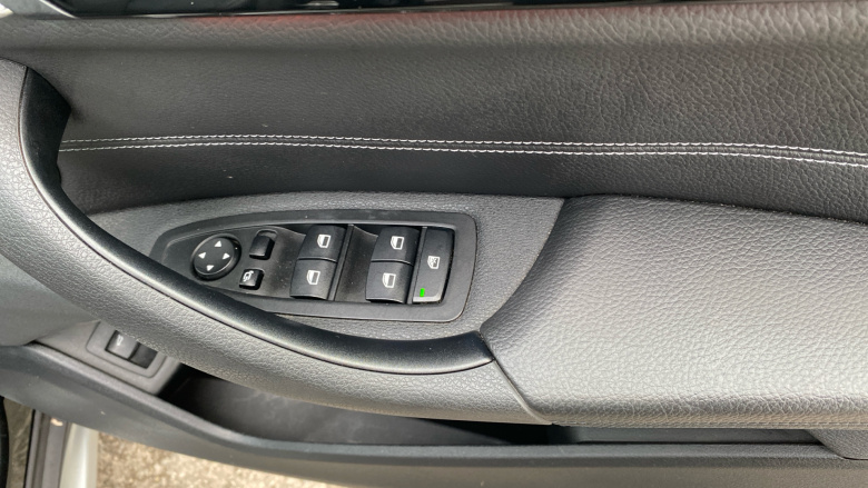 BMW X1 xDrive 20i xLine 5dr Step Auto Petrol Estate